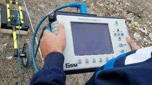 اسکنر فلزیاب جی پی آر اس آی آر GSSI GPR SIR 3000